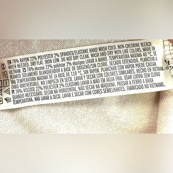 Forever 21 Blush Pink Long Balloon Sleeve V-neck Sweater Shirt Women’s Sz 2X - Picture 11 of 11